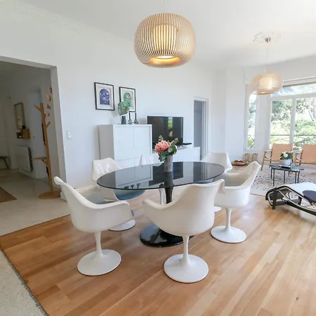 公寓 Superb 3br With Ac Sea View Private Garden Parking- Benakey *