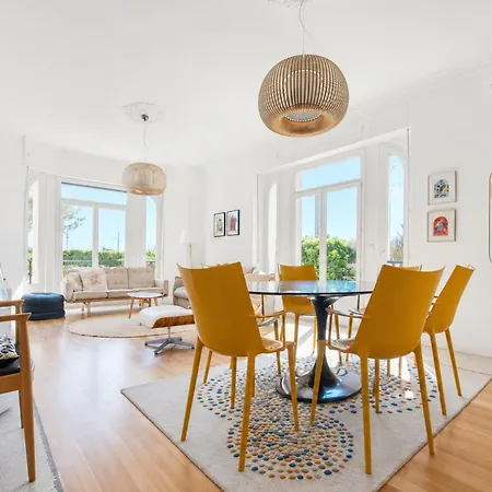Superb 3br With Ac Sea View Private Garden Parking- Benakey *