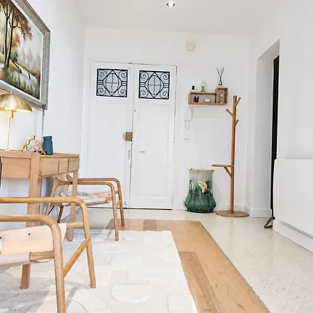 아파트 Superb 3br With Ac Sea View Private Garden Parking- Benakey