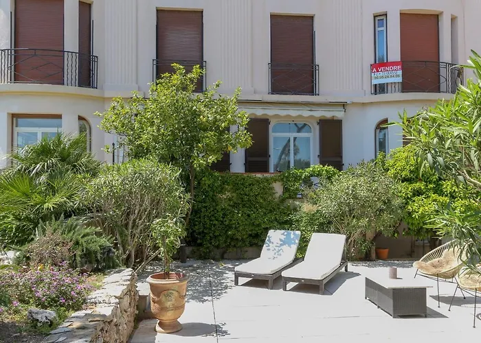 Superb 3br With Ac Sea View Parking And Garden - Benakey Apartamento