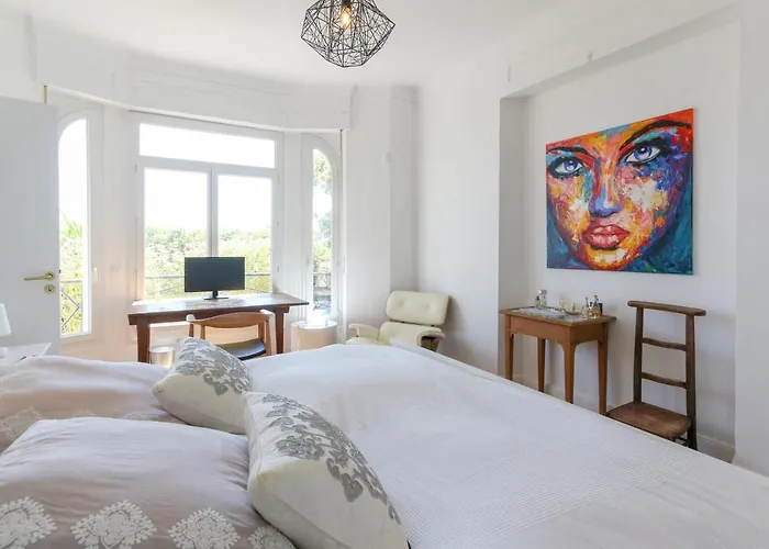 Superb 3br With Ac Sea View Parking And Garden - Benakey