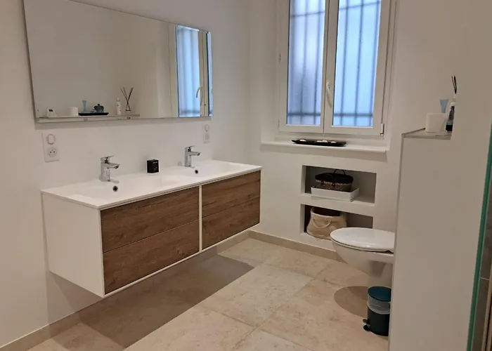 Apartamento Superb 3br With Ac Sea View Parking And Garden - Benakey *